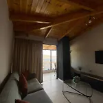 Villa Crown *
