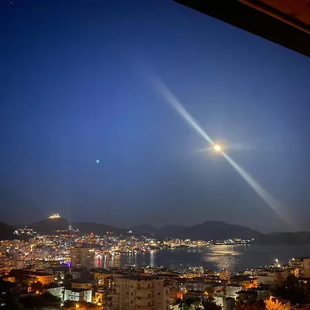 Crown Deluxe Villa Sarande