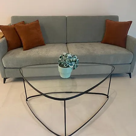 Villa Crown Deluxe